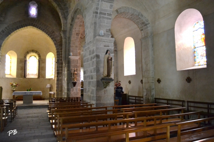 &Eglise Saint-Marcel ( 12 Em Siècle ) - Bayet