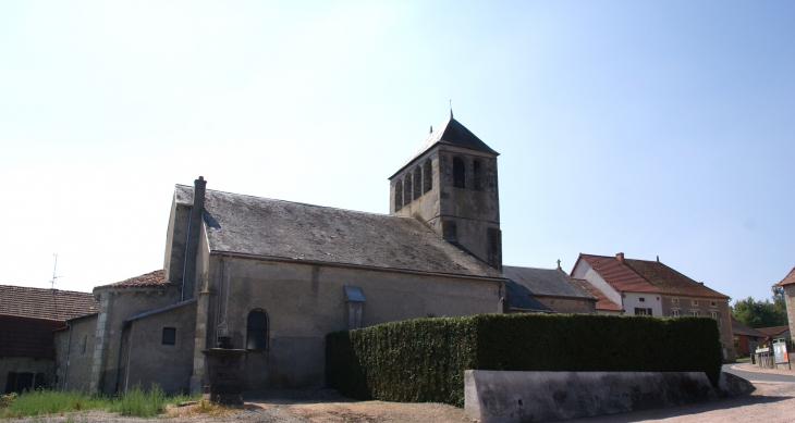 /Eglise Saint-Martin ( 11 Em Siècle ) - Brugheas
