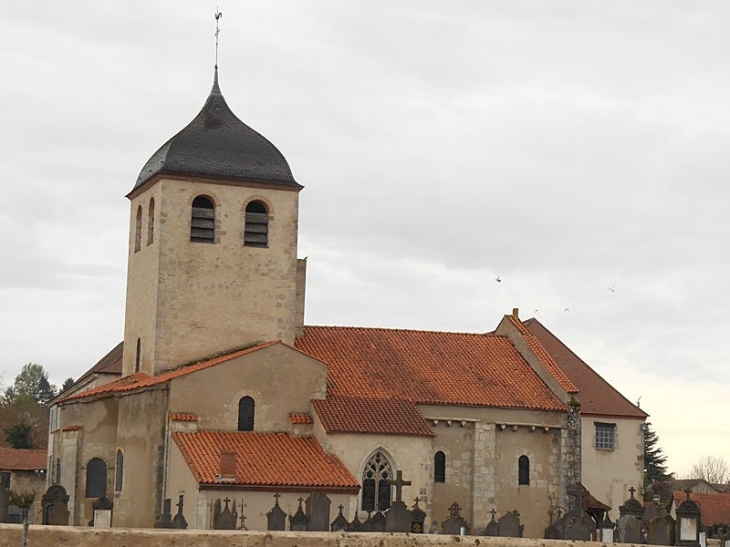 Le prieuré roman - Saint-Germain-des-Fossés