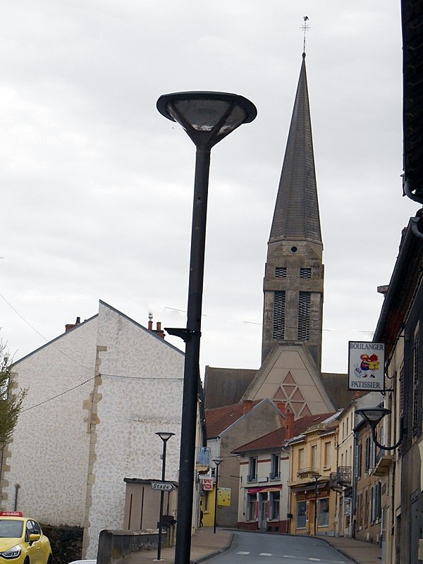 L'église moderne - Saint-Germain-des-Fossés