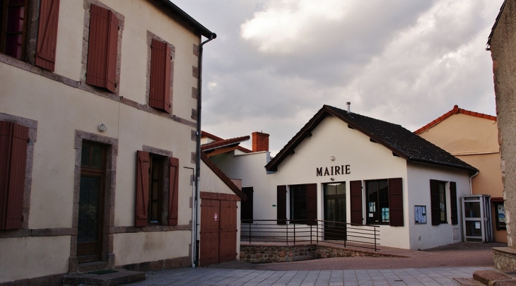 La Mairie - Saint-Pierre-Laval