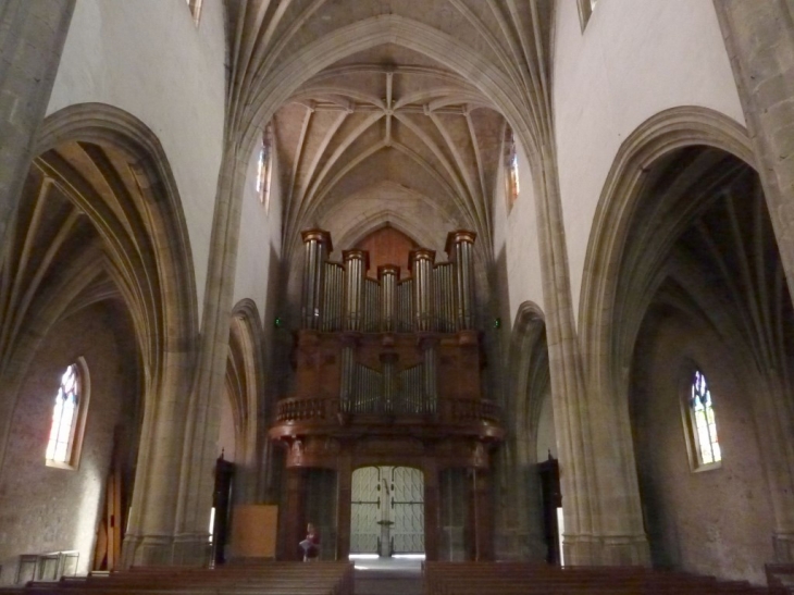 Aurillac  - Buffet d'orgues de l'église St Géraud