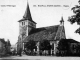 L'église, vers 1908 (carte postale ancienne).