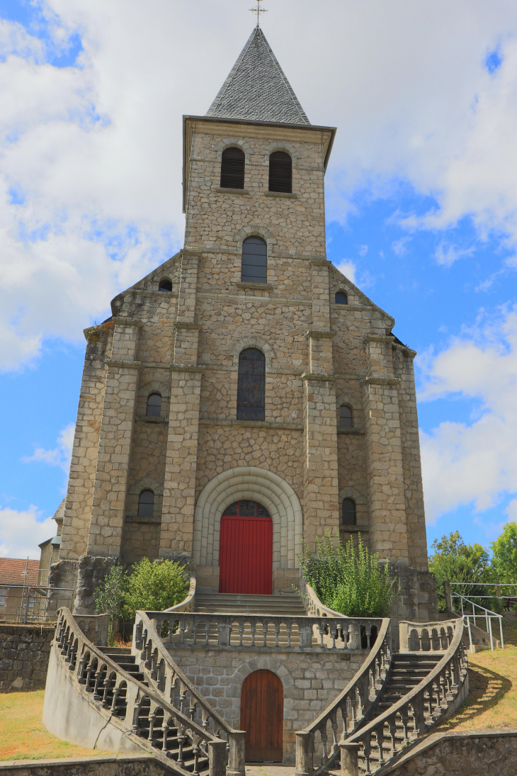Église Sainte Jeanne D'arc - Ydes