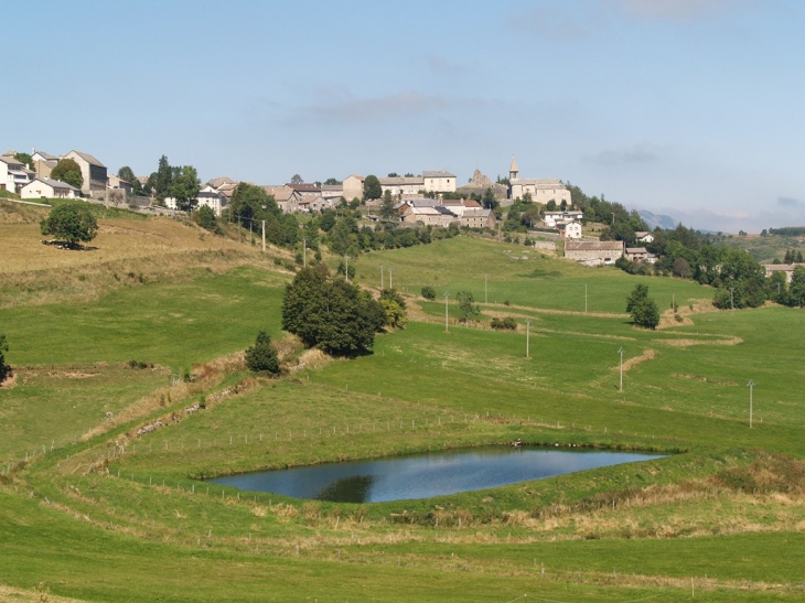 Le village de Fay-sur-Lignon