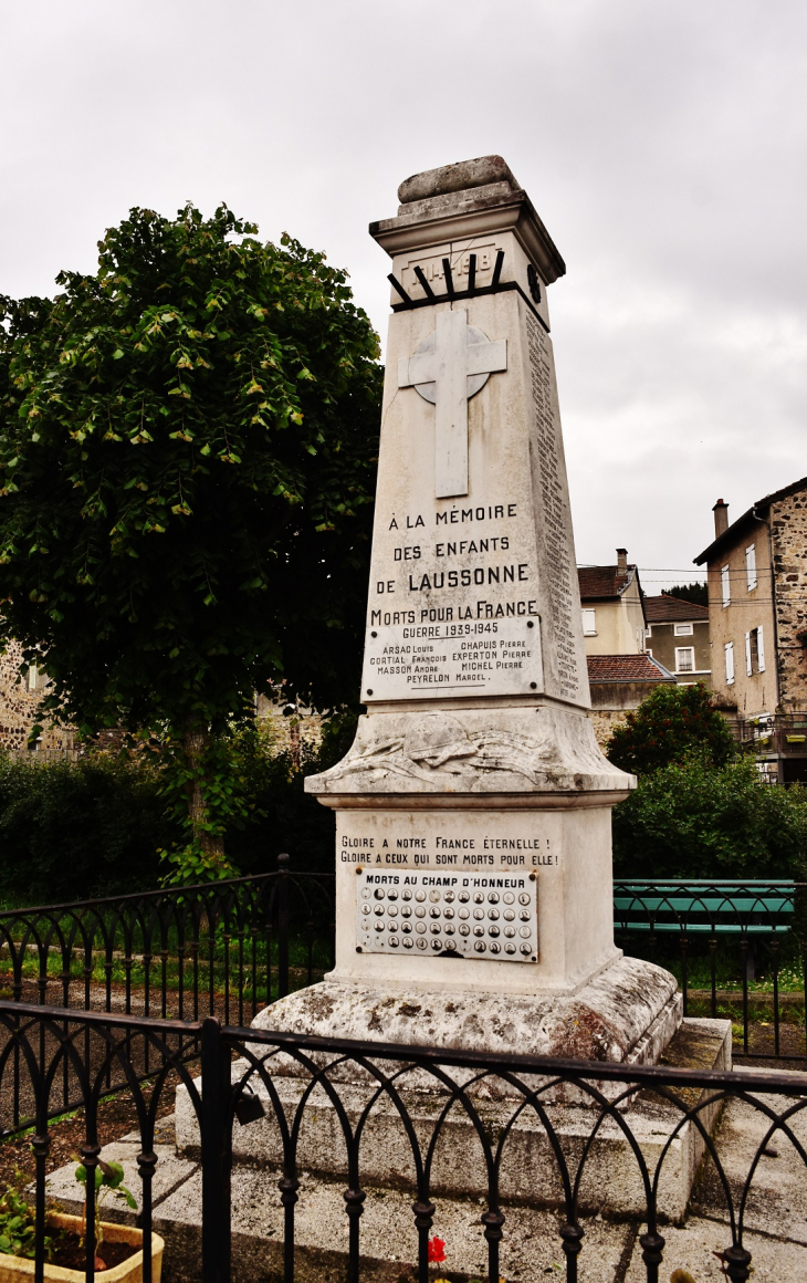 Monument-aux-Morts - Laussonne