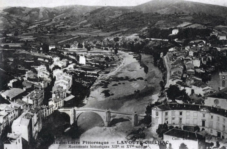 Vue sur le village, vers 1912 (carte postale ancienne). - Lavoûte-Chilhac