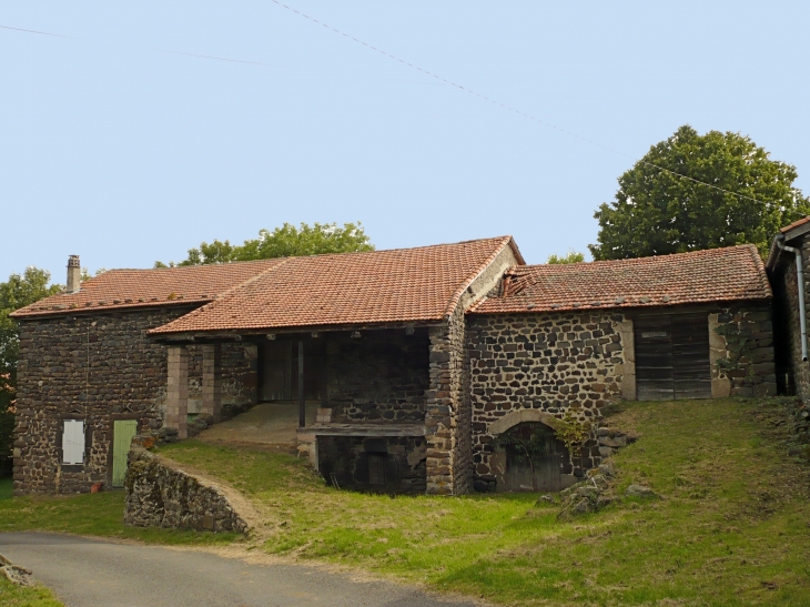 Ancien corps de ferme au lieu dit  - Le Monastier-sur-Gazeille