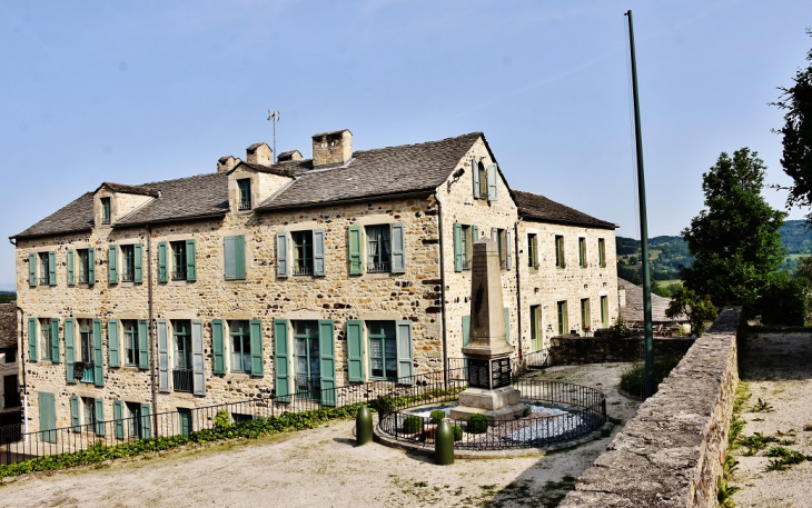 La Commune - Saint-Julien-Chapteuil