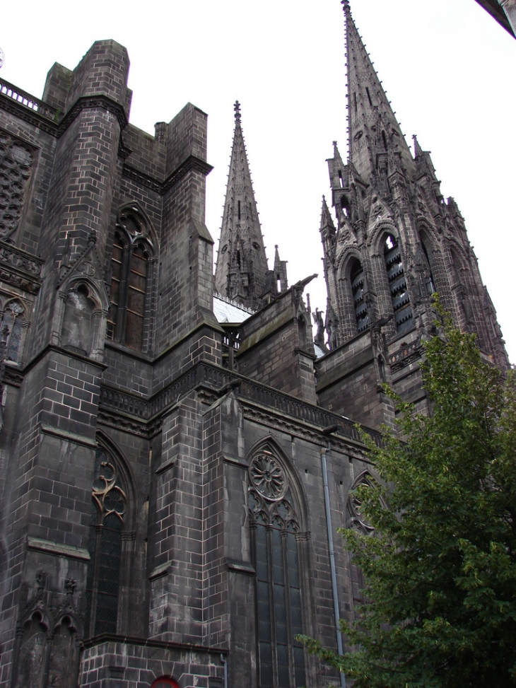 La Cathédrale Notre-Dame-de-l'Assomption - Clermont-Ferrand