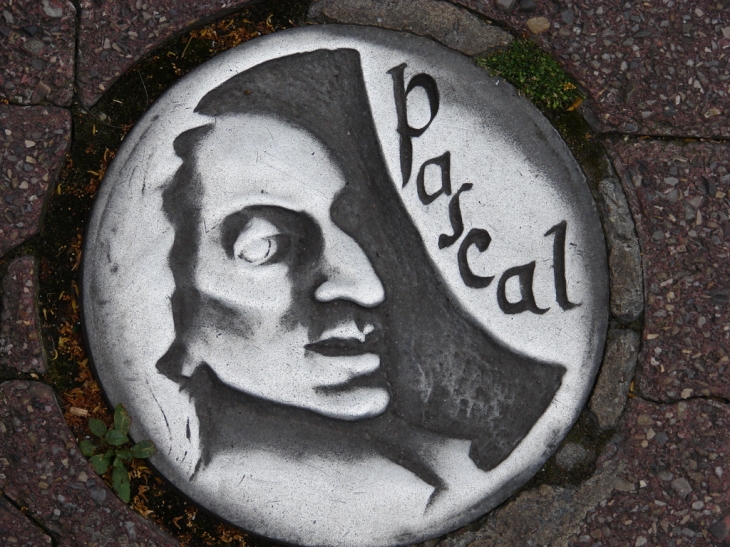 Plot de marquage à l'effigie de Pascal - Clermont-Ferrand