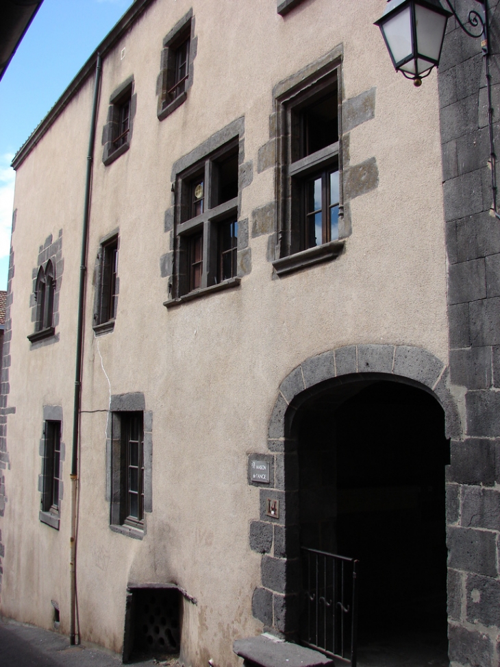 Montferrand, la Maison de l'Ange - Clermont-Ferrand