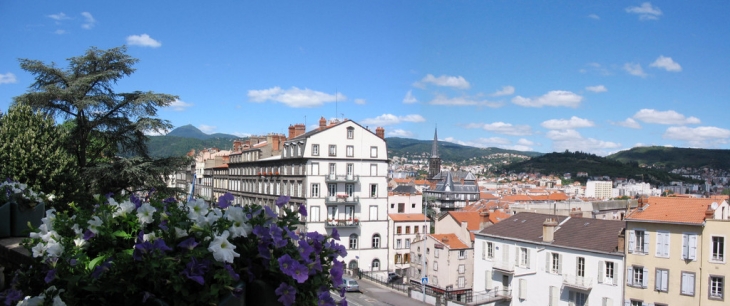 Clermont Ferrand - vue sur la ville - Clermont-Ferrand