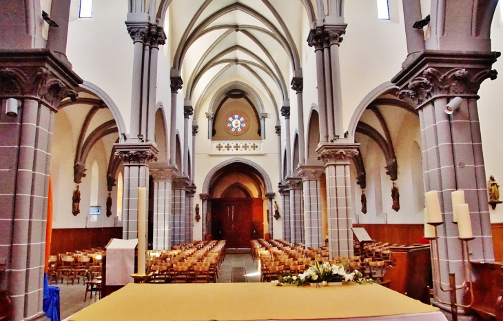  /église Saint-Amand - Saint-Amant-Tallende