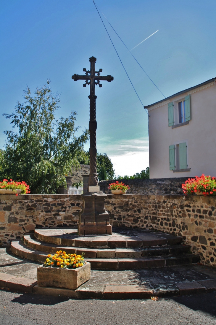 Croix du 15 Em Siècle - Saint-Cirgues-sur-Couze