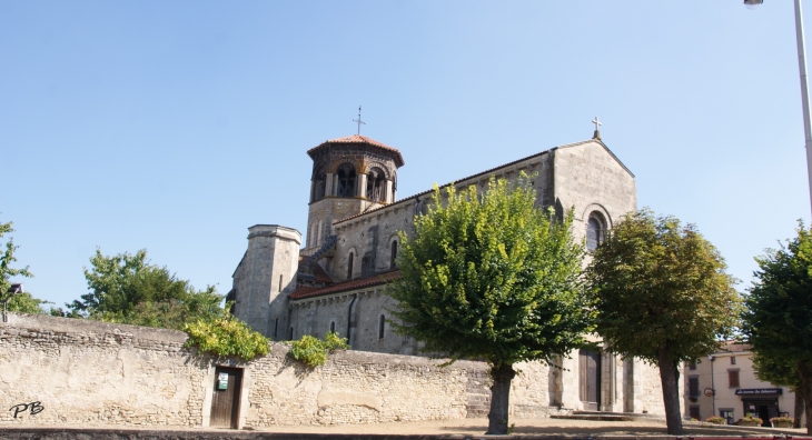 ²église Saint-Limin 11 Em Siècle - Thuret