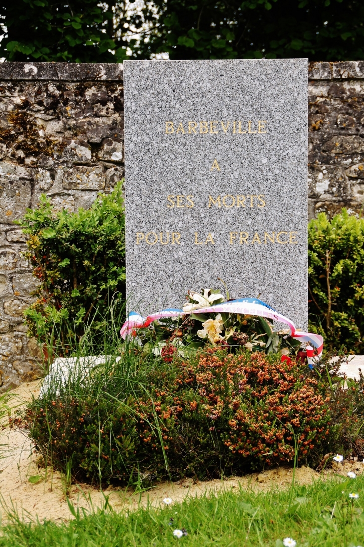 Monument-aux-Morts - Barbeville