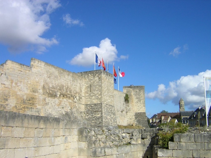 Tour carré du château - Caen