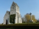 la chapelle aux lierres et la croix