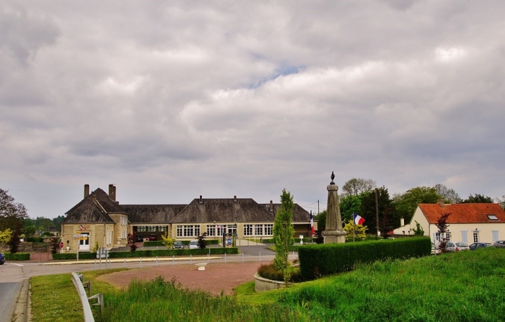 La Commune - Formigny