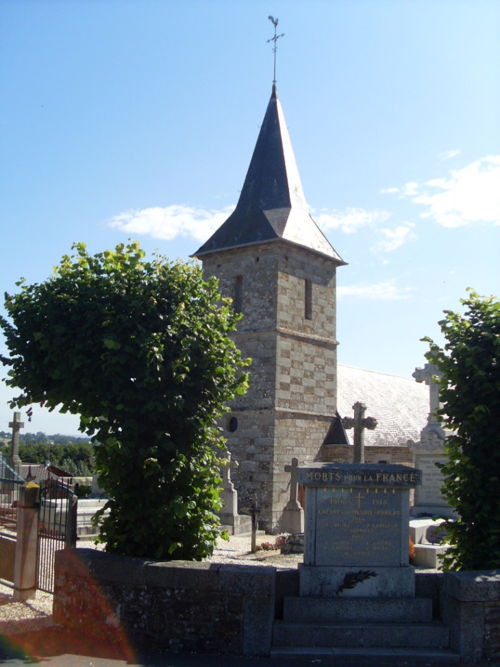 MONUMENT AUX MORTS - Le Mesnil-Robert