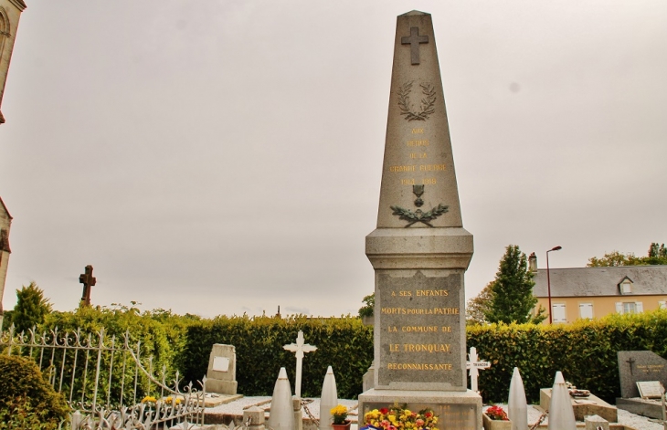 Monument-aux-Morts - Le Tronquay