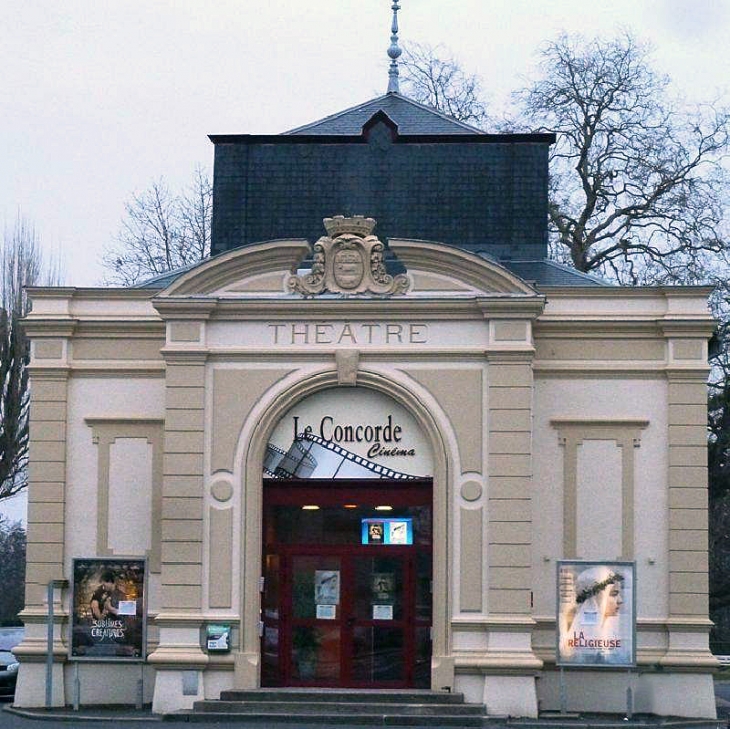 Le théâtre recyclé en cinéma - Pont-l'Évêque