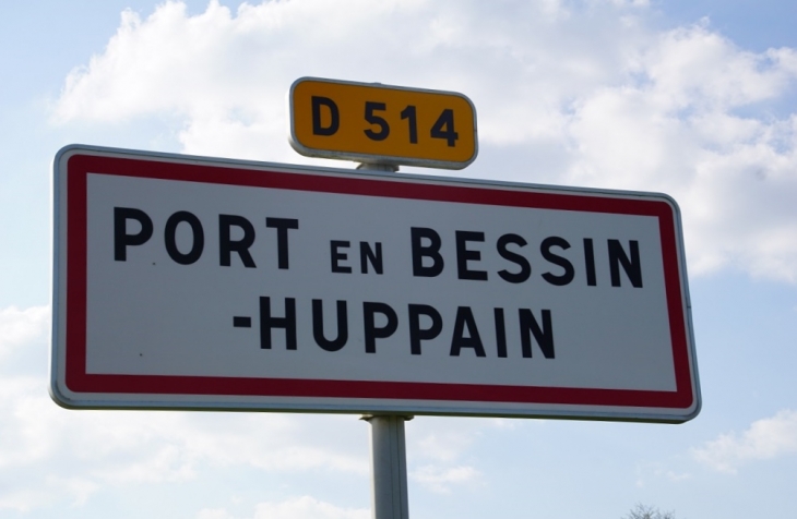  - Port-en-Bessin-Huppain
