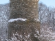 La tour sous la neige