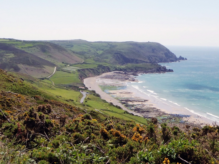 Baie d'Ecalgrain nez de Voidries et de Jobourg