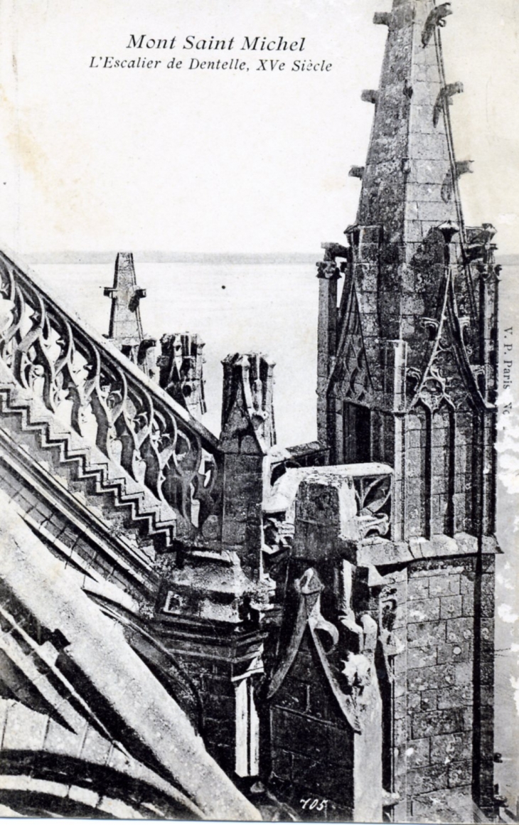 L'escalier de Dentelle, XVe siècle, vers 1905 (carte postale ancienne). - Le Mont-Saint-Michel
