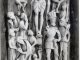 Photo précédente de Le Mont-Saint-Michel La Basilique - Bas-relief du Chartrier la partie centrale, vers 1905 (carte postale ancienne).