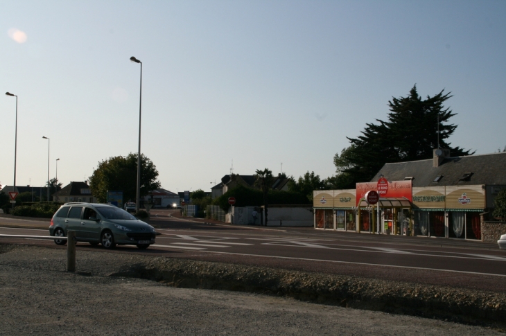 Rond-point route de Perrier - Lessay