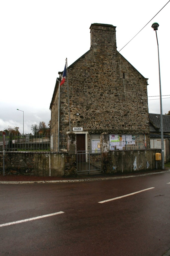 La Mairie de Neufmesnil.