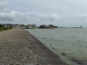 Photo suivante de Saint-Vaast-la-Hougue l'île Tatihou vue de la jetée