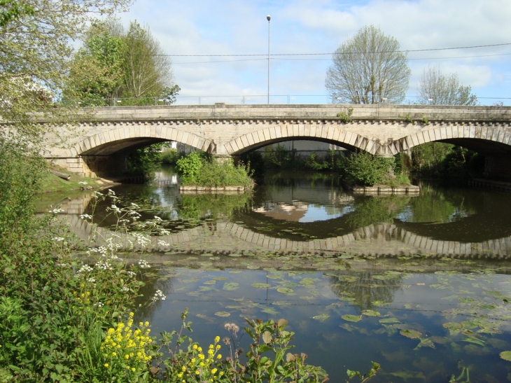 La rivière Sarthe à Alençon