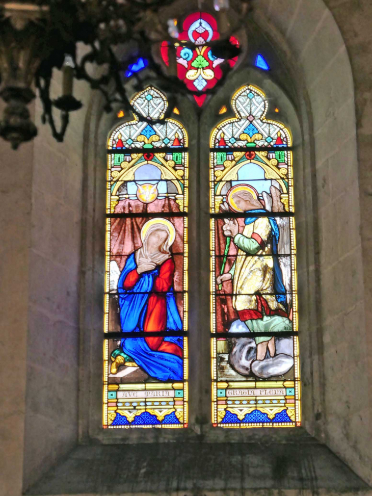 Les vitraux de l'église - Ceton