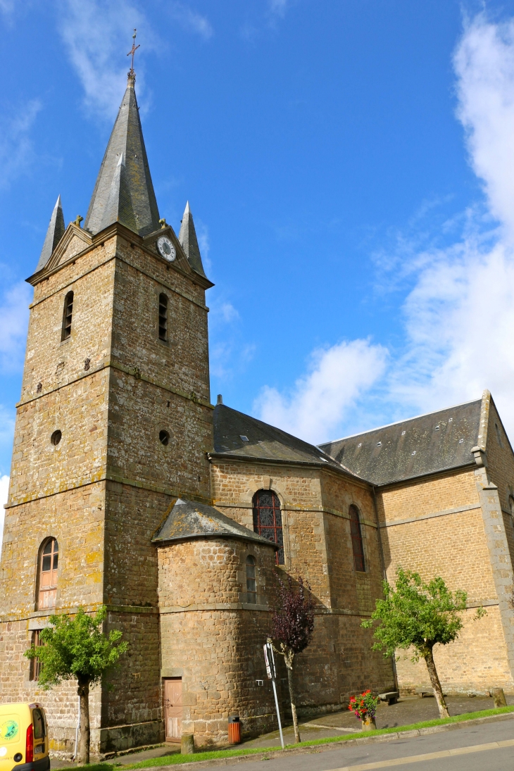 L'église Notre Dame de l'Assomption - Juvigny-sous-Andaine