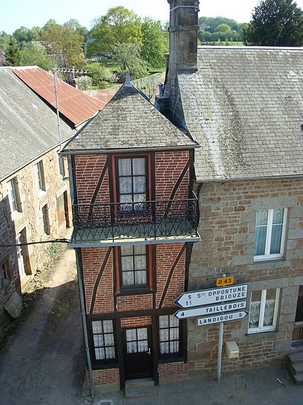 Maison de bourg  - La Carneille