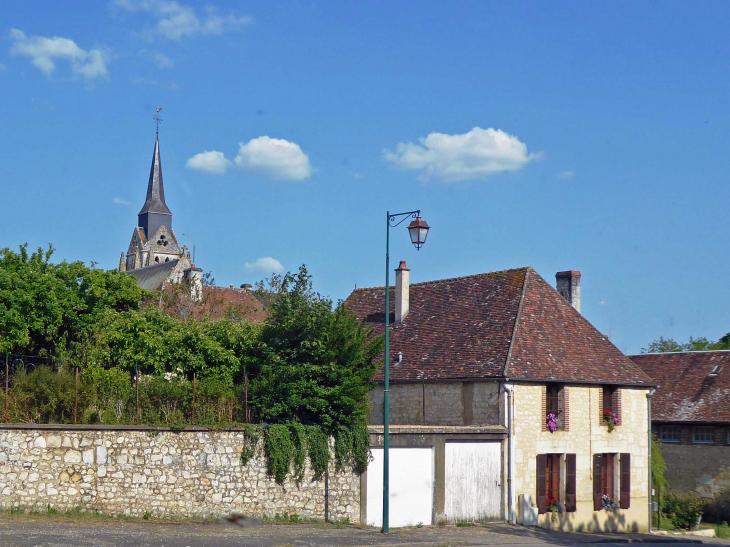 Le village - Le Pin-la-Garenne