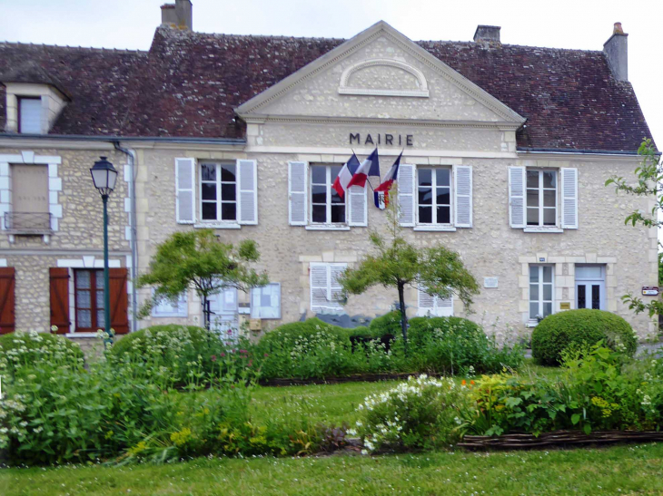 La mairie - Mauves-sur-Huisne