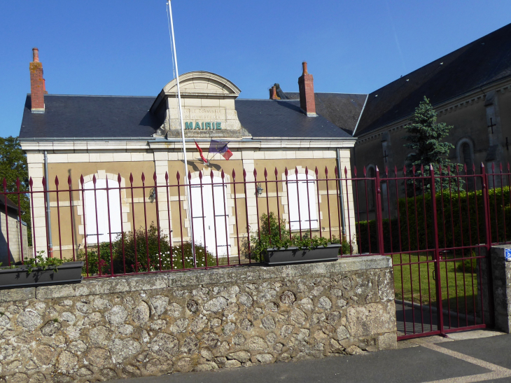 La mairie - Saint-Julien-sur-Sarthe