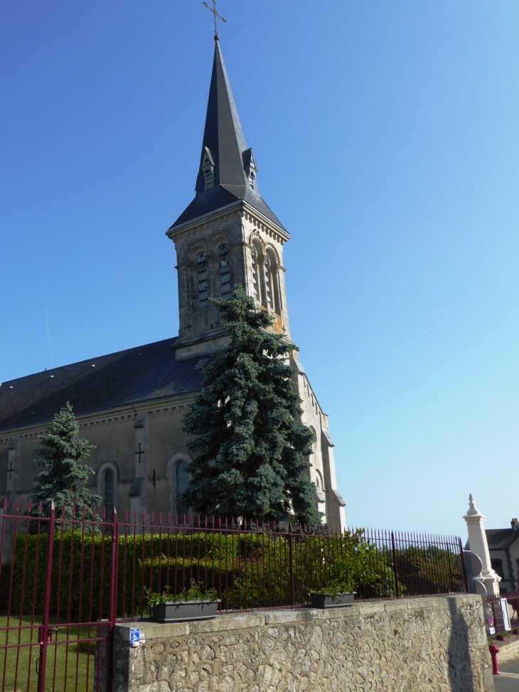 L'église - Saint-Julien-sur-Sarthe