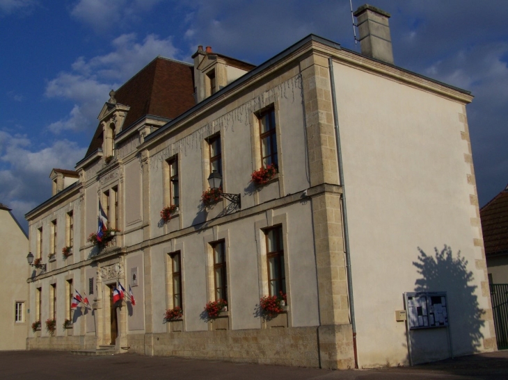 La Mairie - Aignay-le-Duc