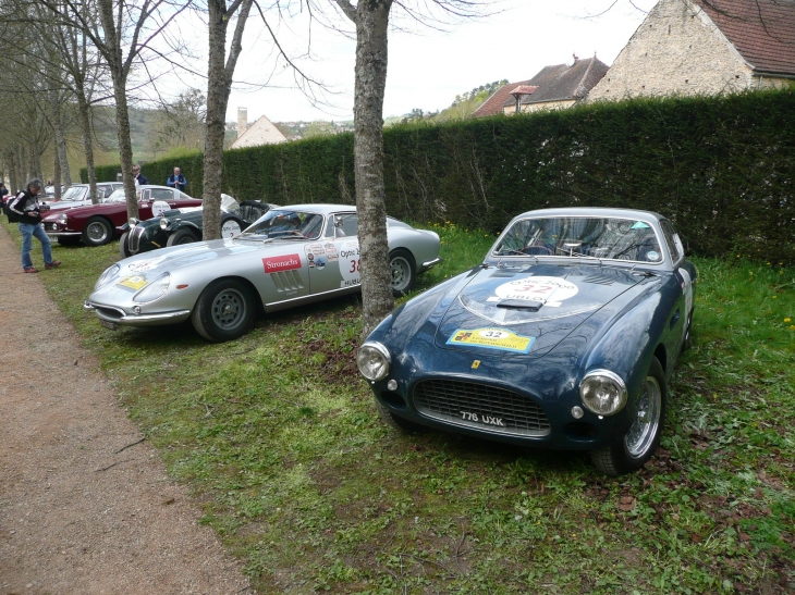 Tour Auto 2014 au château Bussy Rabutin -Ferrari 212 Inter Vignale - Bussy-le-Grand