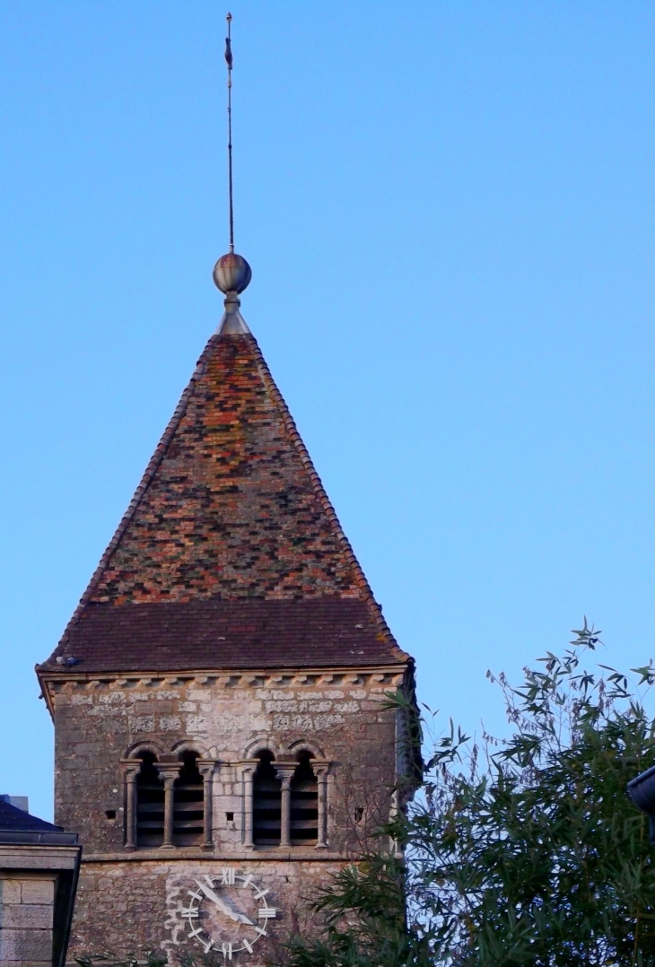 Le clocher de l'église - Renève