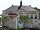 Photo suivante de Châteauneuf-Val-de-Bargis la mairie