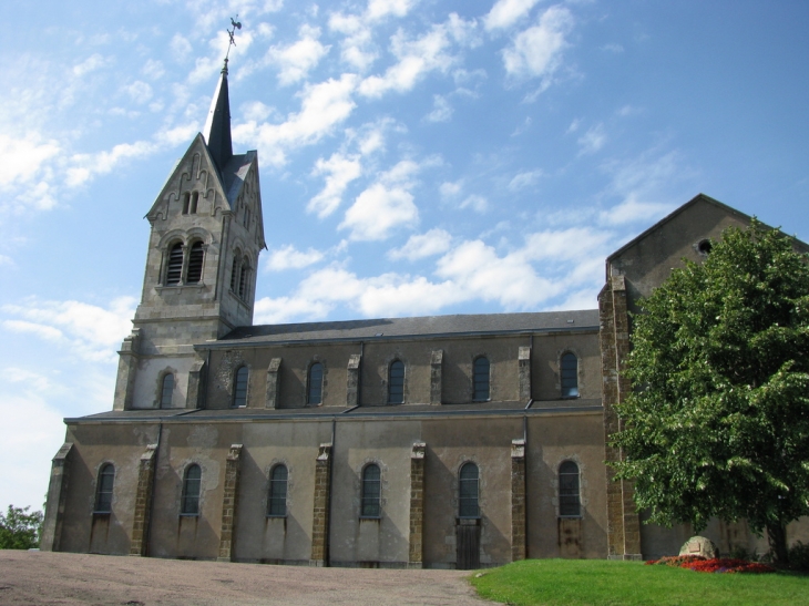Eglise de Lormes