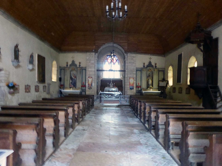 Dans l'église - Beaumont-sur-Grosne