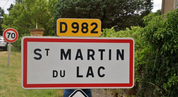  - Saint-Martin-du-Lac